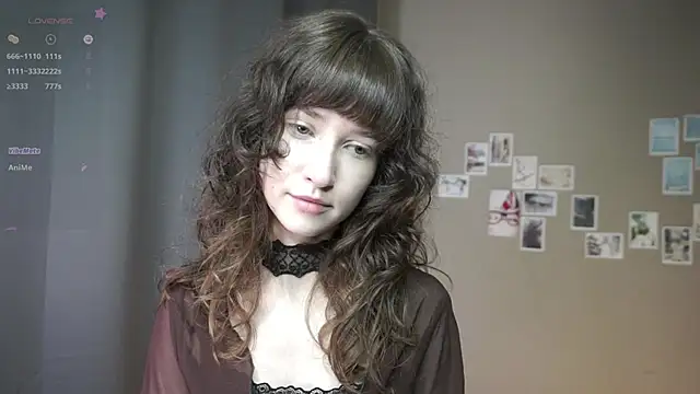 Snapshot of DellaLeck chatting on May 28, 7:55 pm DellaLeck online show from May 28, 7:55 pm