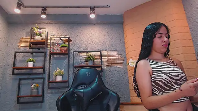 Snapshot of YourFeetFantasy chatting on March 27, 7:13 pm YourFeetFantasy online show from March 27, 7:13 pm