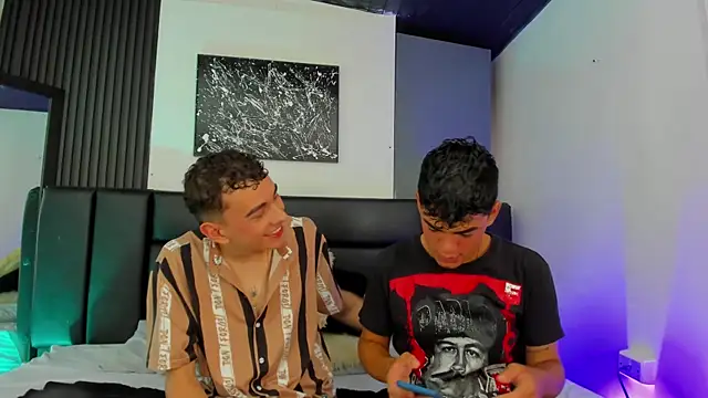 Snapshot of Duolust2 chatting on March 26, 8:03 pm Duolust2 online show from March 26, 8:03 pm