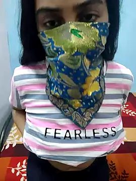 Snapshot of ALIZA_FENDY chatting on March 25, 9:26 am ALIZA FENDY online show from March 25, 9:26 am