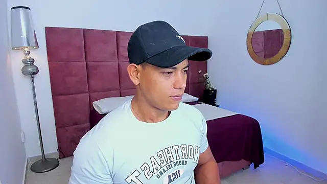 LORD HERAKLES online show from March 22, 3:15 pm