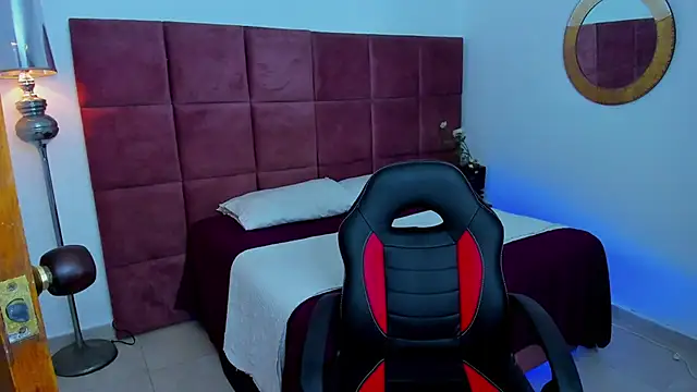 LORD HERAKLES online show from March 25, 5:57 am