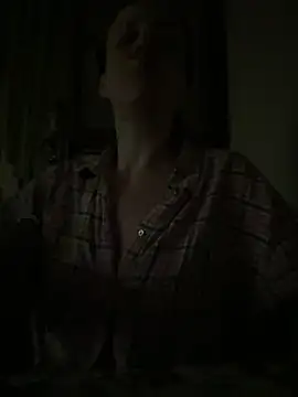 IriisGoddess online show from April 1, 5:54 pm