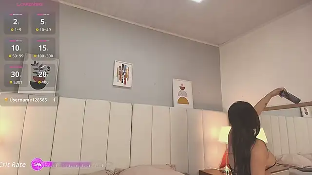 Snapshot of AlanaWesst chatting on March 24, 9:31 pm AlanaWesst online show from March 24, 9:31 pm