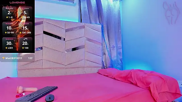 Snapshot of Tom_Parker_ chatting on March 25, 9:21 pm Tom Parker online show from March 25, 9:21 pm