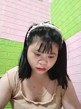 Dumi 009 online show from June 14, 11:18 pm