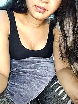 Snapshot of babygirl6263 chatting on March 23, 12:42 pm babygirl6263 online show from March 23, 12:42 pm