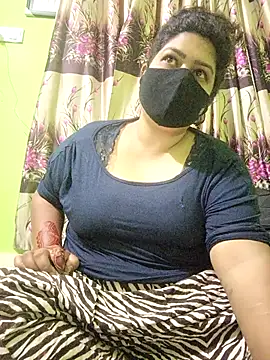 Snapshot of Papte- chatting on March 28, 5:45 pm Papte- online show from March 28, 5:45 pm