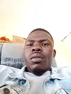 Snapshot of VrXis chatting on June 23, 9:07 am VrXis online show from June 23, 9:07 am