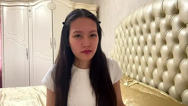 Snapshot of ayanovae chatting on March 27, 6:41 am ayanovae online show from March 27, 6:41 am