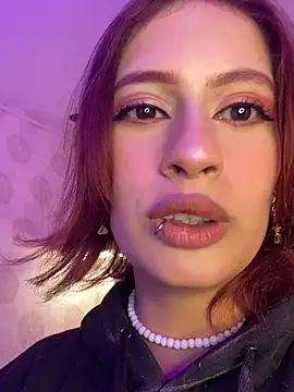 Snapshot of steffmontespink18 chatting on July 19, 1:15 pm steffmontespink18 online show from July 19, 1:15 pm