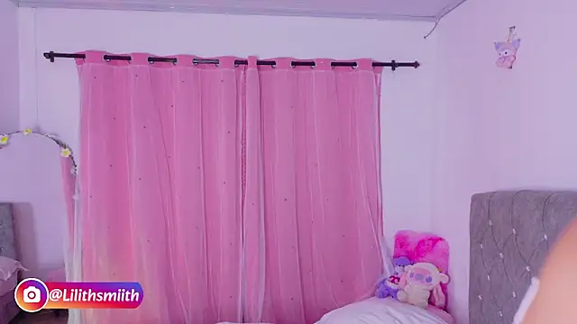 LilithSmiith online show from May 19, 11:38 am