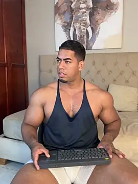 Snapshot of Trevor_vinc chatting on March 25, 1:17 pm Trevor vinc online show from March 25, 1:17 pm