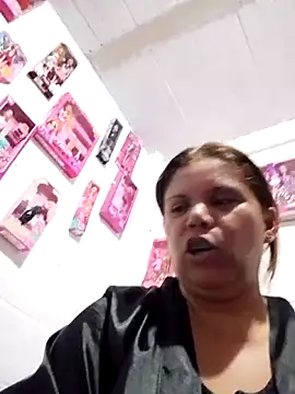 Snapshot of galletita_milf chatting on March 28, 1:43 pm galletita milf online show from March 28, 1:43 pm