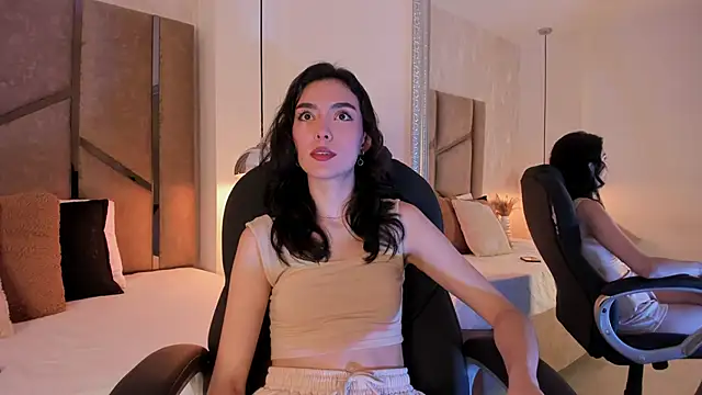 Bella Nova   online show from March 23, 8:35 pm