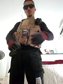 Snapshot of Kazal420 chatting on March 30, 11:11 am Kazal420 online show from March 30, 11:11 am