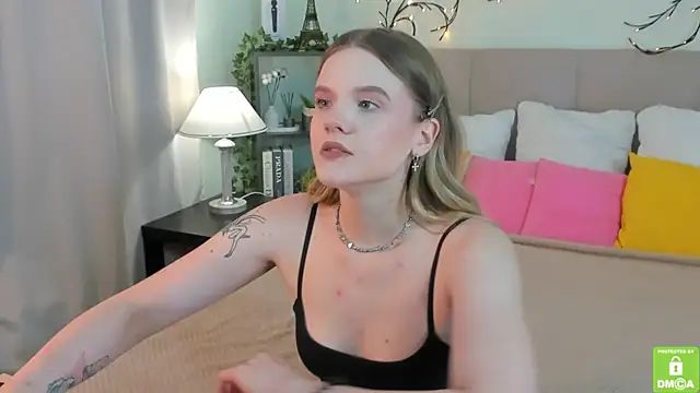 Emma peach online show from July 15, 7:35 am