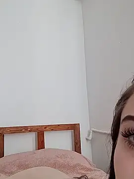 Snapshot of icedrosemarye chatting on March 26, 1:28 pm icedrosemarye online show from March 26, 1:28 pm