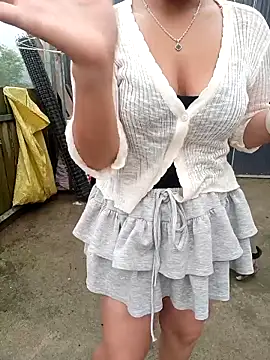 Snapshot of sena_baby chatting on April 20, 1:08 am sena baby online show from April 20, 1:08 am