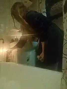 NicoleMiless online show from June 22, 8:28 pm