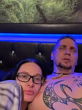 RipperRoo9000 online show from April 1, 3:40 am