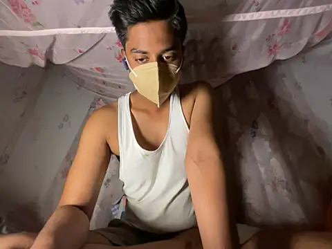 sinner2511 online show from March 27, 4:40 pm