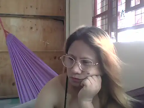 PinayChristine online show from July 19, 7:56 am
