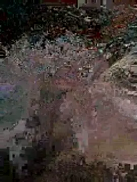 Snapshot of Alimohamed08 chatting on April 5, 1:47 am Alimohamed08 online show from April 5, 1:47 am