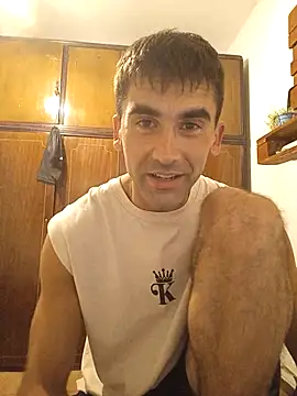 Snapshot of Tomasselo chatting on March 28, 2:55 am Tomasselo online show from March 28, 2:55 am