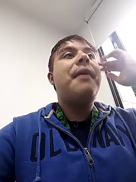 Snapshot of CristalPeyton chatting on March 28, 6:51 pm CristalPeyton online show from March 28, 6:51 pm