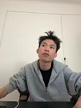 Snapshot of zzzzppp3 chatting on March 25, 2:28 am zzzzppp3 online show from March 25, 2:28 am