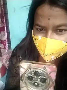 Snapshot of Curvy_Divaa chatting on March 24, 6:24 pm Curvy Divaa online show from March 24, 6:24 pm