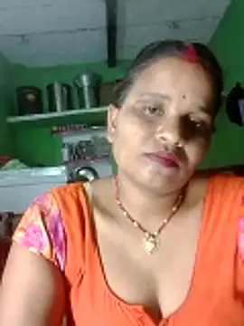 Snapshot of Shivani09900 chatting on May 25, 4:02 pm Shivani09900 online show from May 25, 4:02 pm