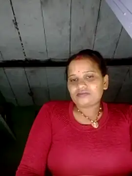 Shivani09900 online show from June 17, 9:05 pm
