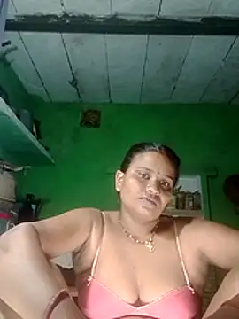 Shivani09900 online show from July 10, 9:06 pm