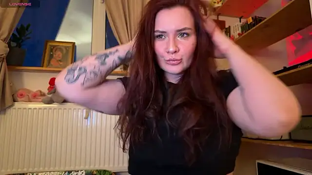 AurikTrix online show from March 25, 2:12 pm