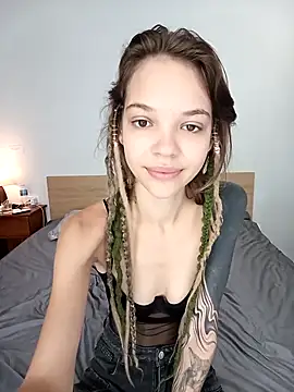 Snapshot of Unihornym chatting on March 25, 4:51 am Unihornym online show from March 25, 4:51 am