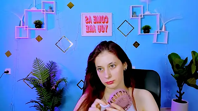 nami glow online show from June 24, 8:08 pm