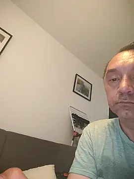 Snapshot of Joepepecarito chatting on May 7, 2:22 pm Joepepecarito online show from May 7, 2:22 pm