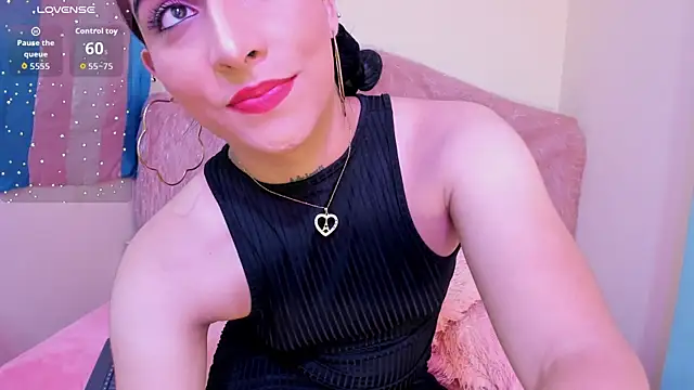 Skarlet Ruiz  online show from July 21, 11:45 am