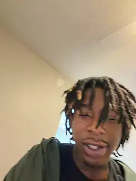 Snapshot of Thirdlegsuave chatting on March 25, 9:32 pm Thirdlegsuave online show from March 25, 9:32 pm