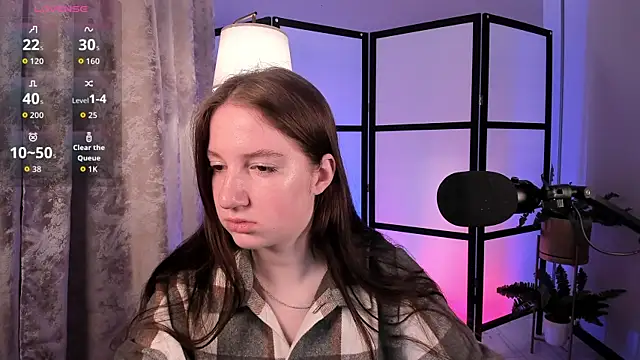 Elisabeth Binder online show from June 14, 3:41 am