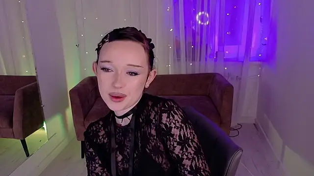 Snapshot of Flora_Ray chatting on March 27, 1:44 pm Flora Ray online show from March 27, 1:44 pm