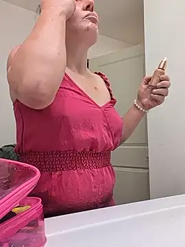 trippsgotlips online show from June 27, 7:41 pm