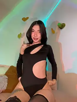 GiannaMagari  online show from July 13, 10:23 pm