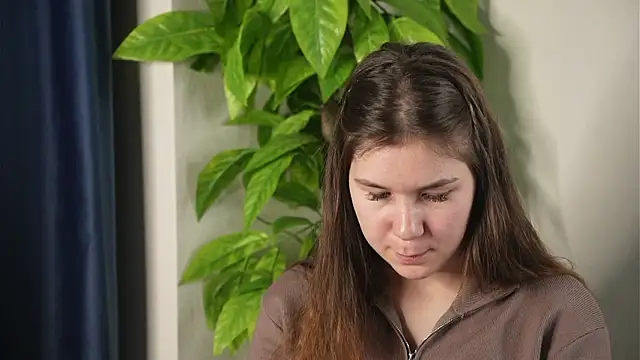 Snapshot of MistyErice chatting on March 29, 4:40 pm MistyErice online show from March 29, 4:40 pm