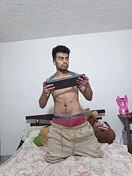 santiago luxx online show from March 28, 6:35 am