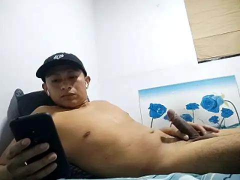 sexywolf10x online show from April 3, 6:44 am