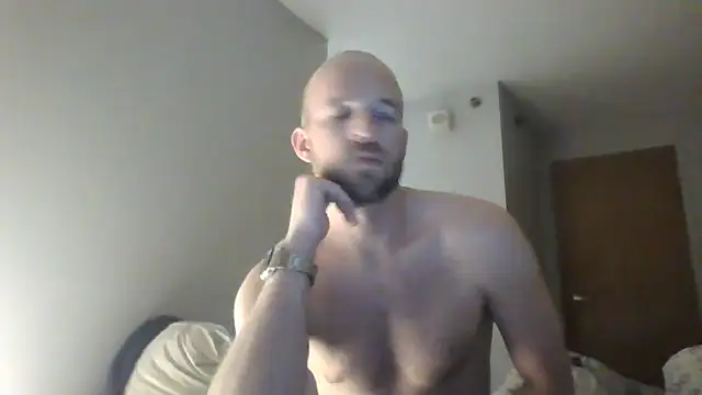 Luke James online show from March 27, 10:37 am