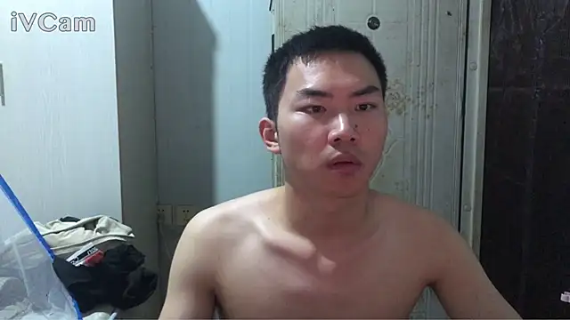 Snapshot of dyjdddttj chatting on June 2, 12:51 pm dyjdddttj online show from June 2, 12:51 pm